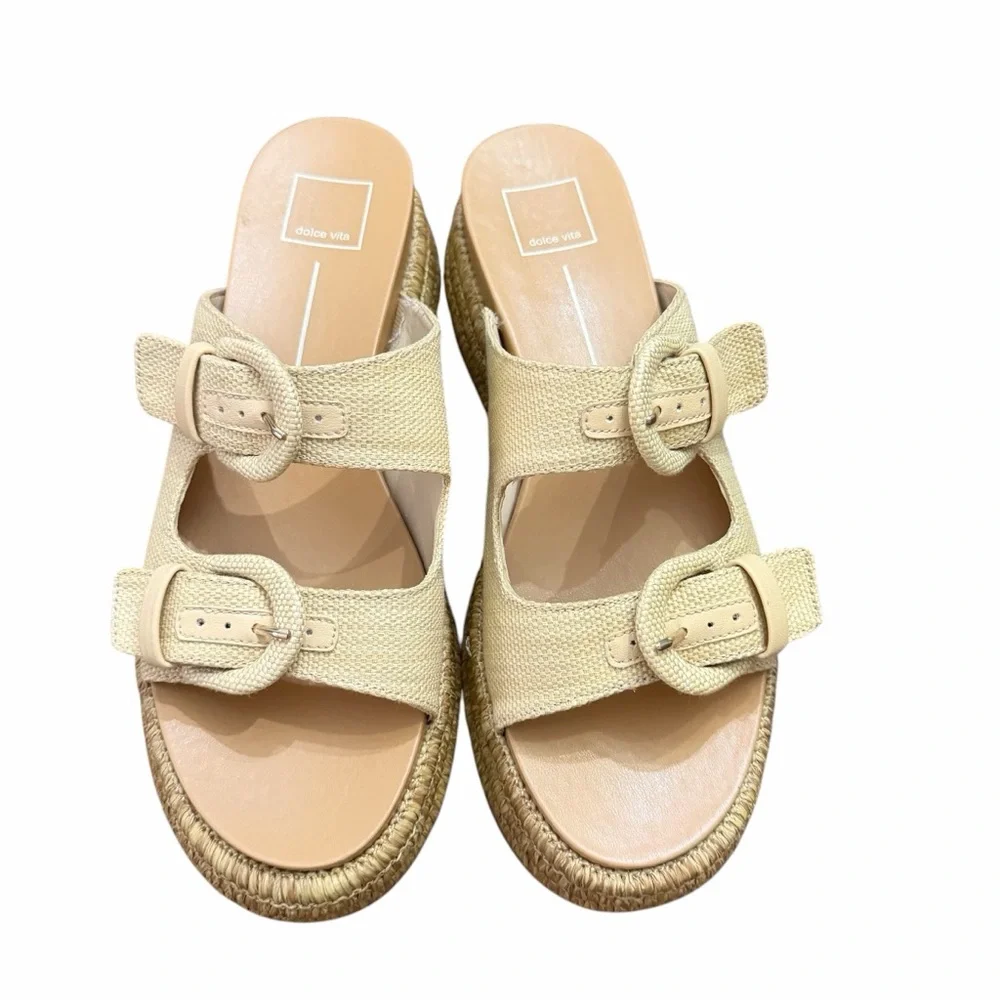 Dolce Vita Witny platform sandals in a natural raffia Size 10